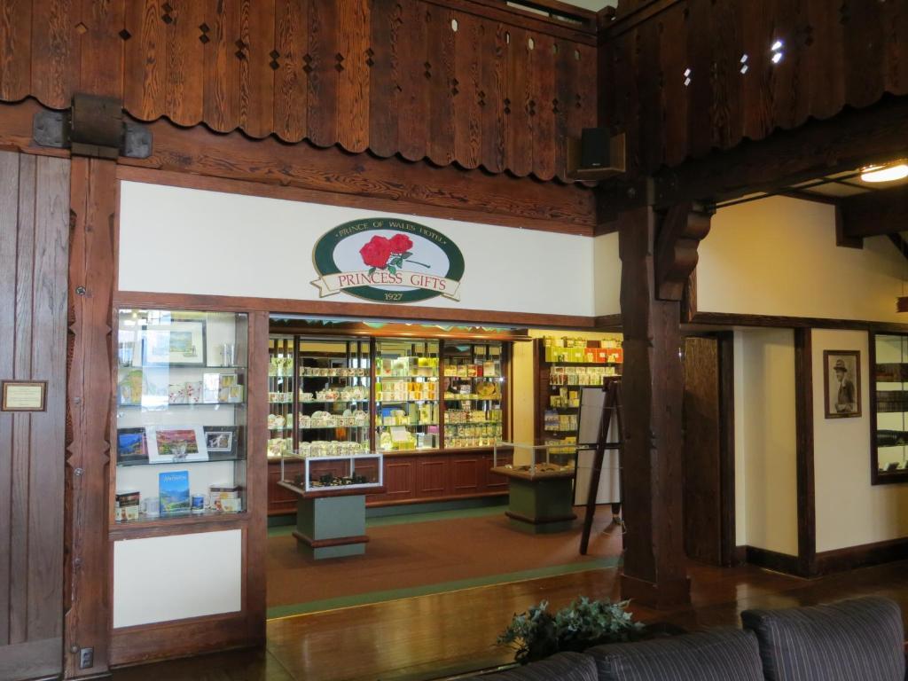 Prince Of Wales Hotel Waterton Park Esterno foto