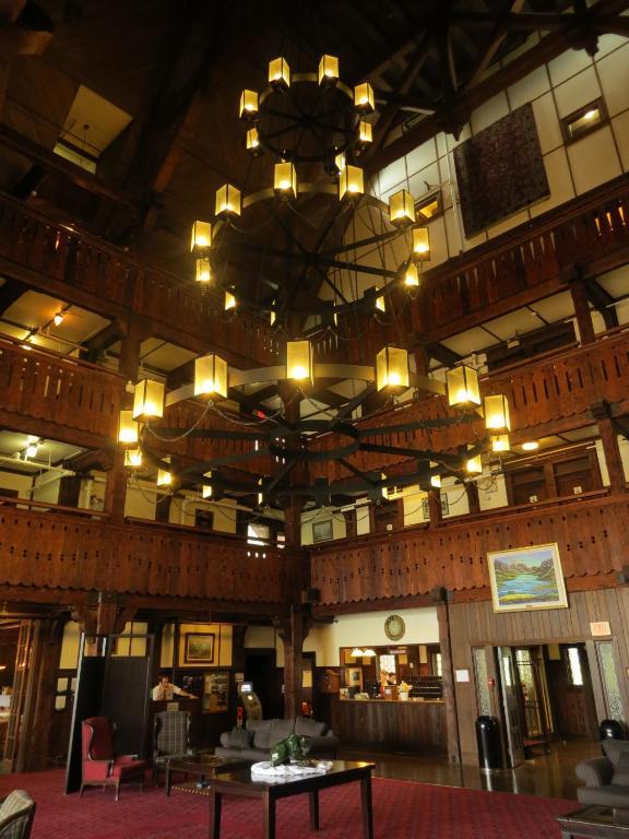 Prince Of Wales Hotel Waterton Park Esterno foto