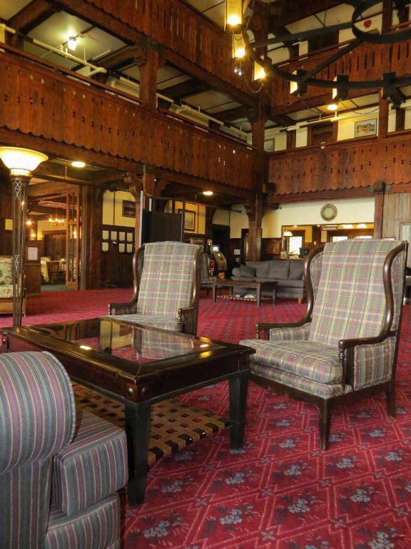 Prince Of Wales Hotel Waterton Park Esterno foto