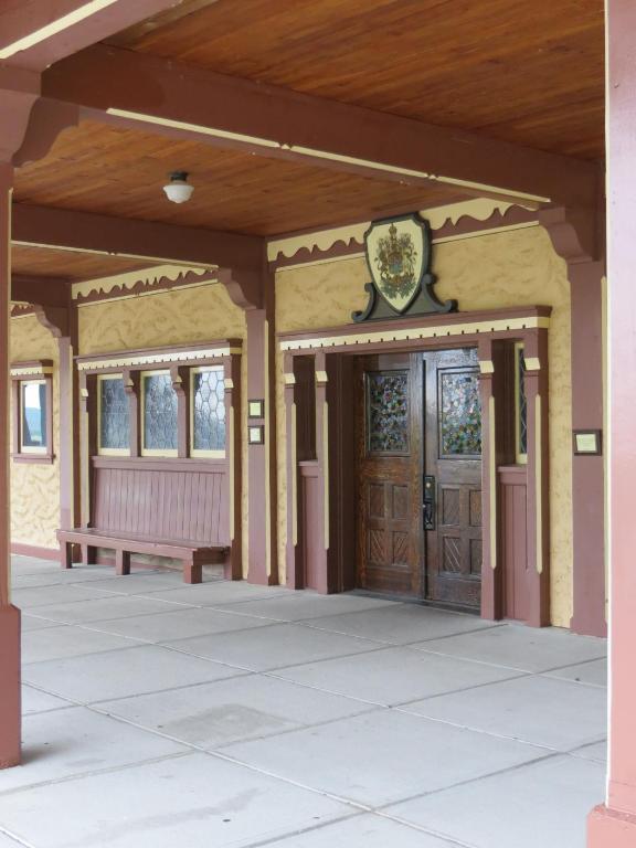 Prince Of Wales Hotel Waterton Park Esterno foto