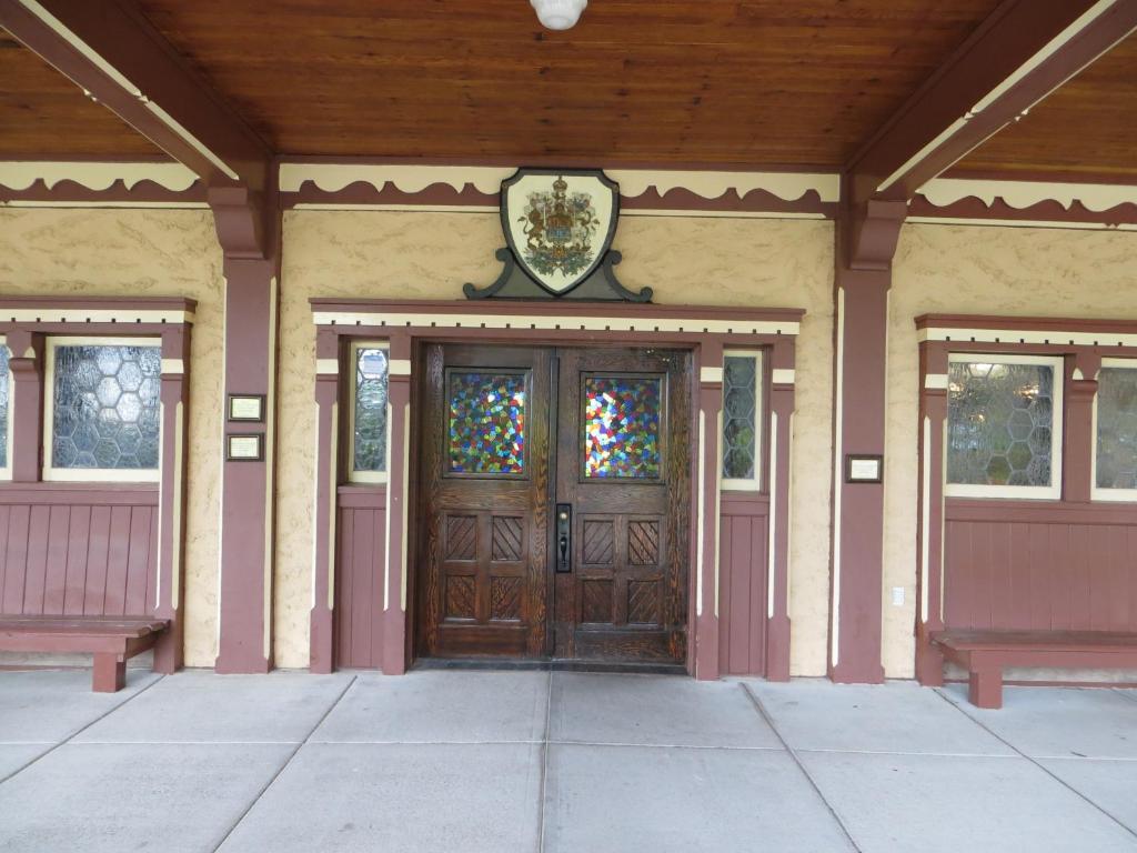 Prince Of Wales Hotel Waterton Park Esterno foto