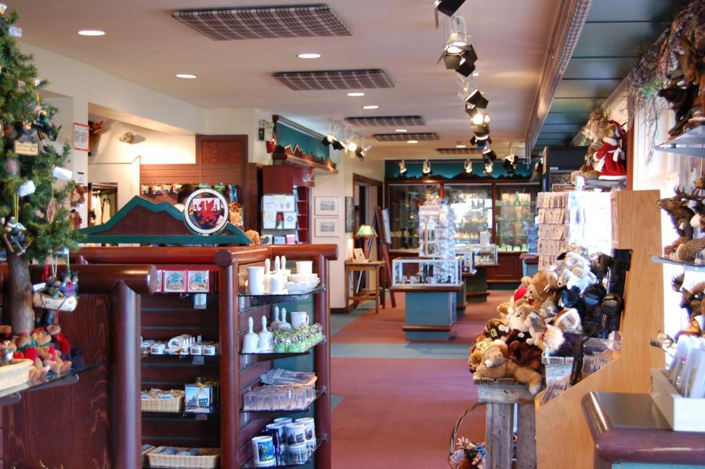 Prince Of Wales Hotel Waterton Park Esterno foto